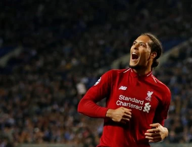 Ασύλληπτο αυτό που έκανε ο Φαν Ντάικ - Έπιασε τα 34,5 χλμ./ώρα στον ημιτελικό με την Μπαρτσελόνα (βίντεο)